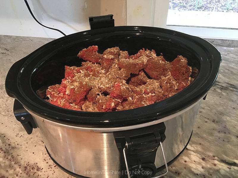 Easiest Ever Ground Beef in a Slow Cooker | HomeInTheShire.com